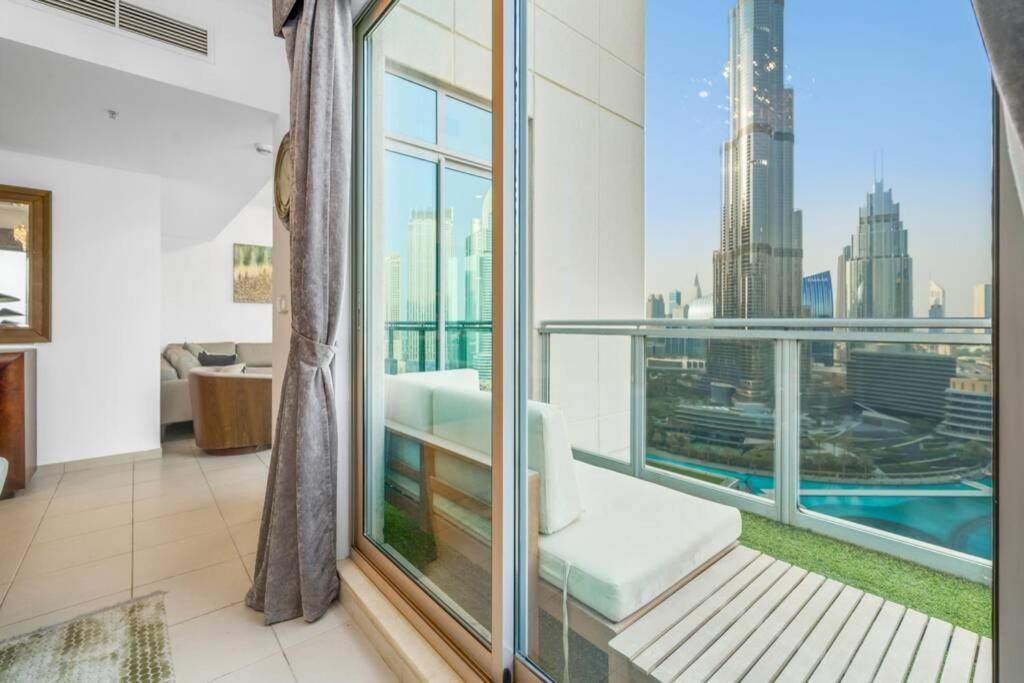 Appartement Spectacular Burj & Fountain View - Luxurious 3 Bedrooms & Maids - The Residences Dubaï