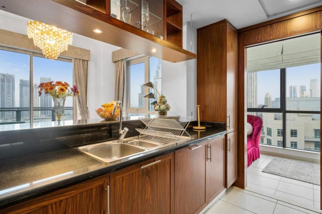 Spectacular Burj & Fountain View - Luxurious 3 Bedrooms & Maids - The Residences Appartement Dubaï