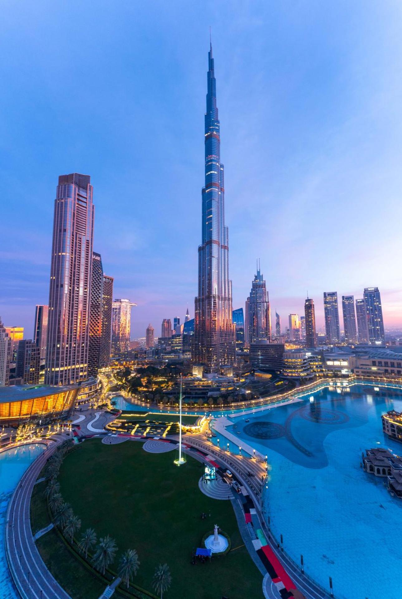 Appartement Spectacular Burj & Fountain View - Luxurious 3 Bedrooms & Maids - The Residences Dubaï